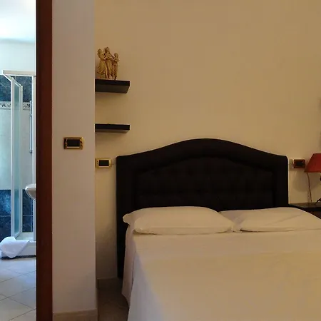 Guest house Citta Eterna 4*