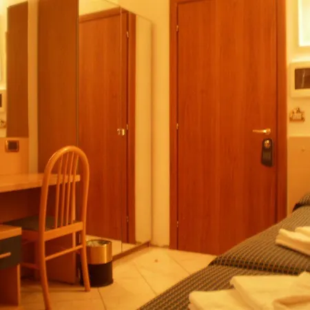 Citta Eterna 招待所 4*